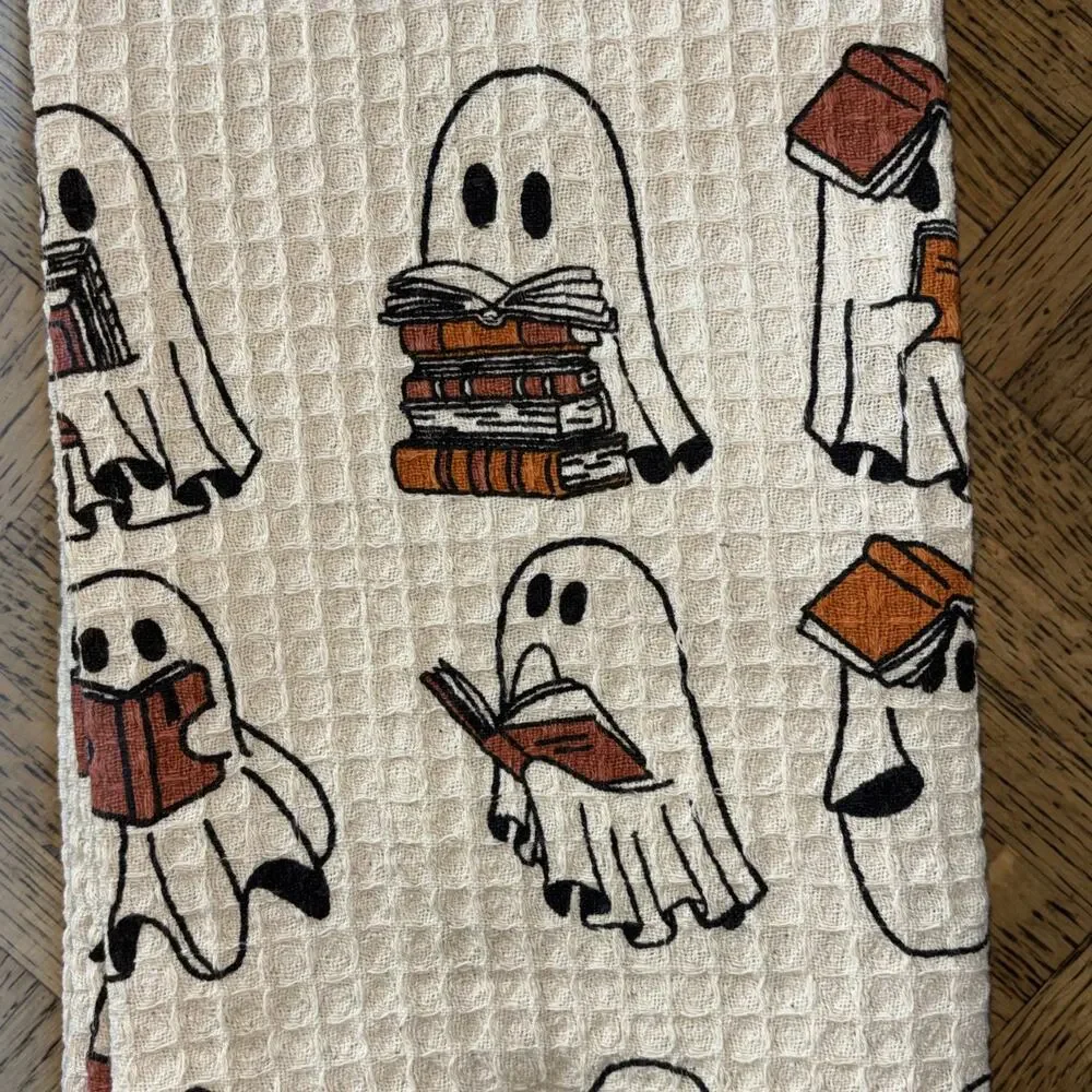 Halloween Kitchen Towels Set of 3 Ghosts Reading Books 20
